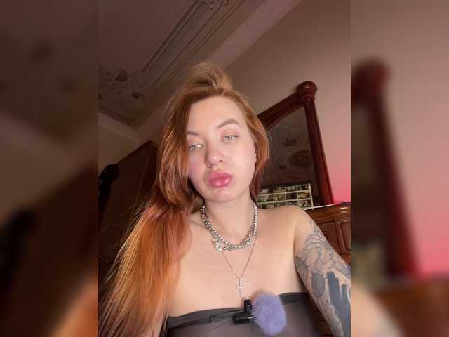 Lina69Goddesssss live cam on BongaCams