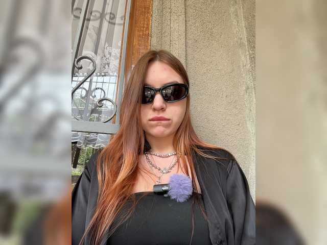 LINA69FEMDOM live webcam show