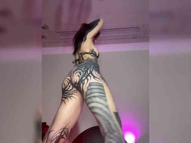 LINA69FEMDOM