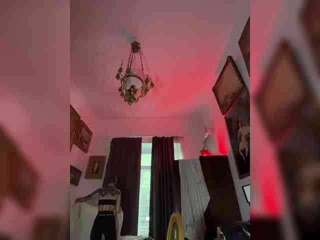 Lina69Femdom webcam
