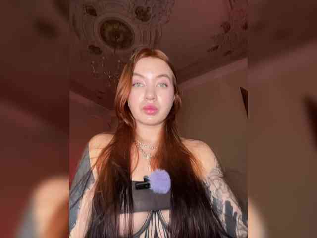 Lina69Femdom webcam