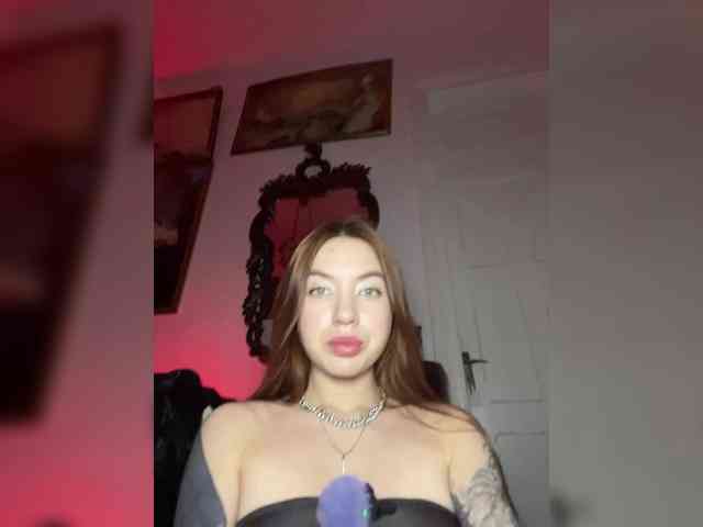 Lina69Femdom webcam