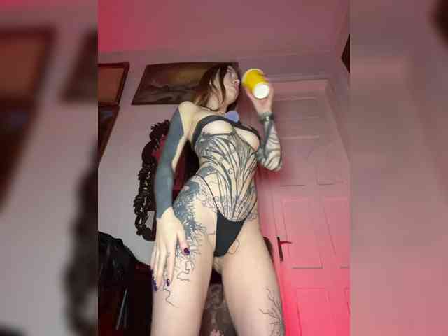 Lina69Goddesssss Live Webcam on BongaCams
