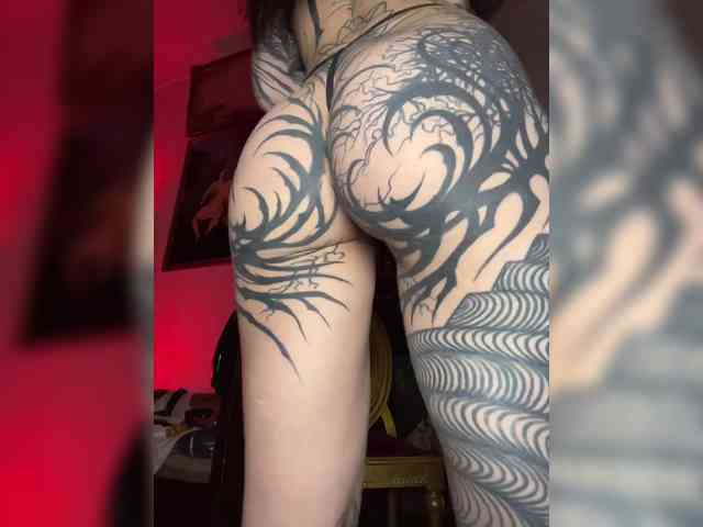 Lina69Femdom webcam