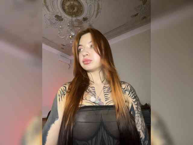 Модель: Lina69Femdom