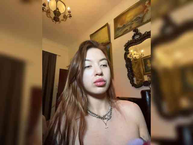 LINA69FEMDOM webcam