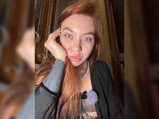 Lina69Femdom webcam