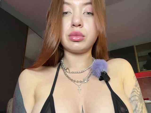 Lina69Femdom webcam