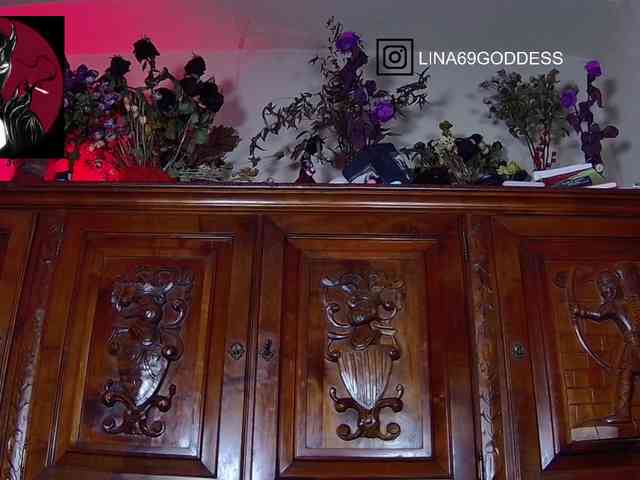 Lina69Femdom webcam