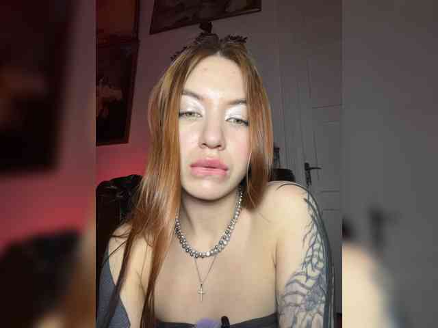 Lina69Femdom webcam