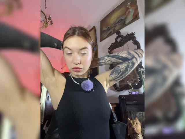 Lina69Femdom webcam