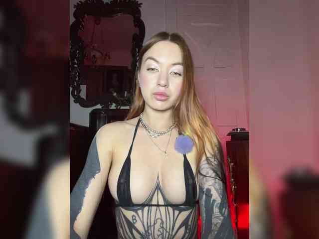 Lina69Femdom webcam