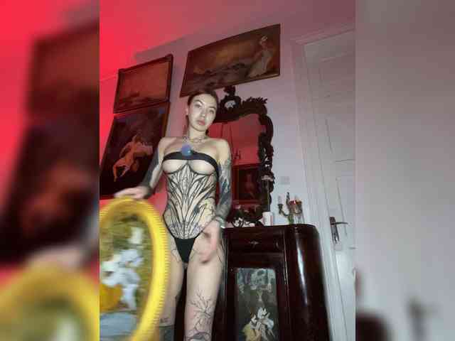 Lina69Femdom webcam