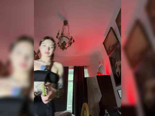 Lina69Femdom webcam