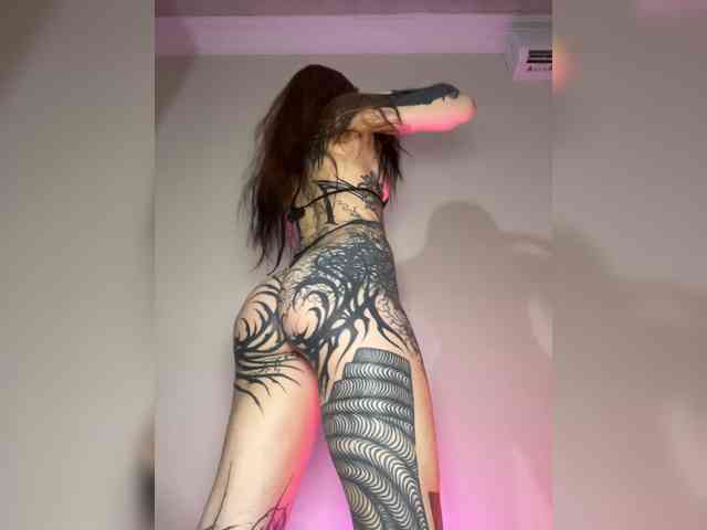 LINA69FEMDOM