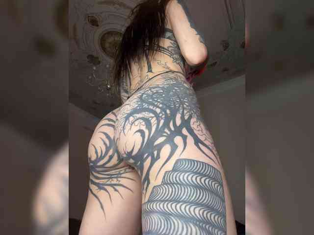Lina69Femdom webcam