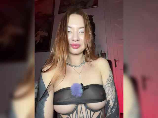 Lina69Femdom webcam