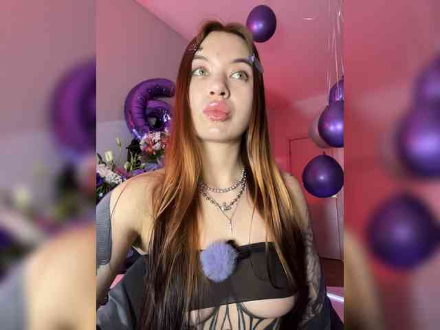 Lina69Femdom webcam