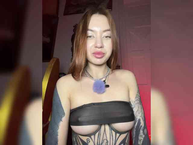 Lina69Femdom webcam