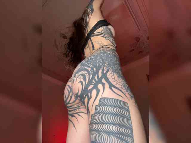 Lina69Femdom webcam