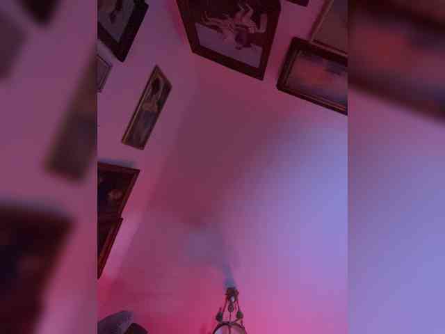 Lina69Femdom webcam