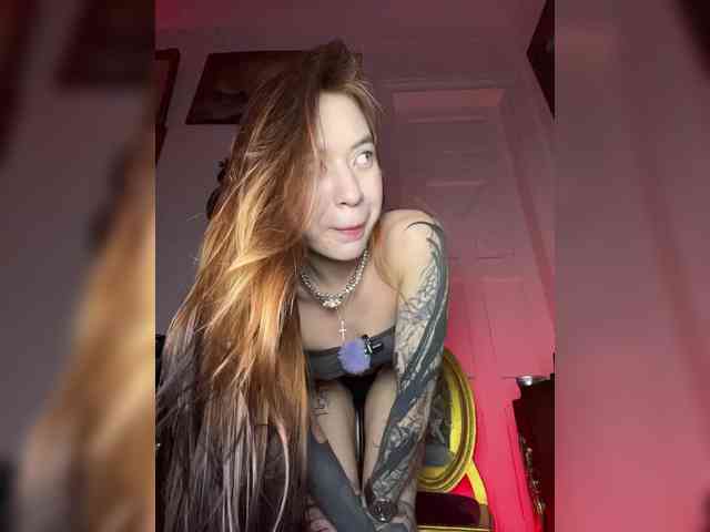Lina69Femdom webcam