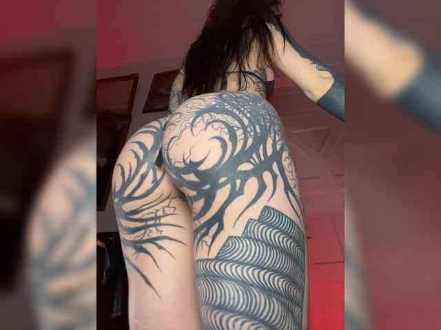 Lina69Femdom webcam