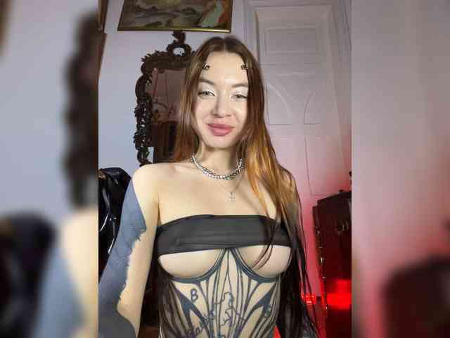Lina69Femdom webcam
