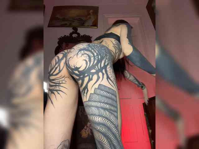 Lina69Femdom webcam