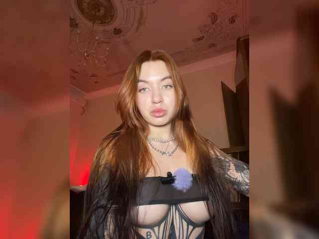 Lina69Femdom webcam