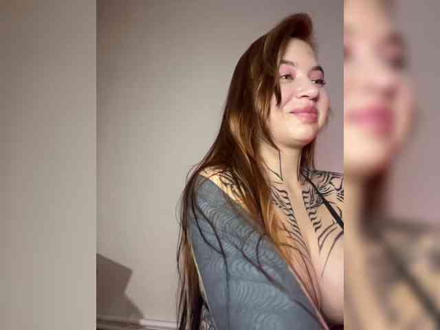 Модель: Lina69Femdom