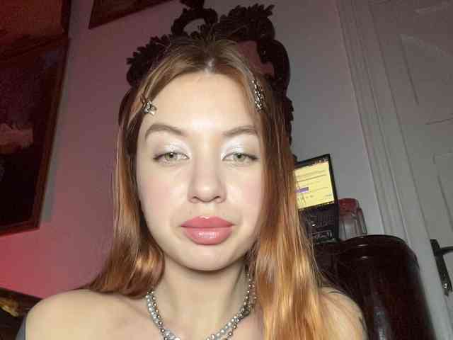 Lina69Femdom webcam
