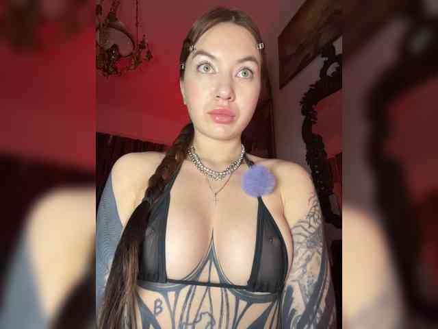 Lina69Femdom webcam