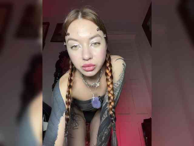 Lina69Femdom webcam