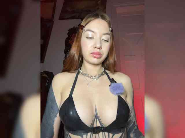 Lina69Femdom webcam