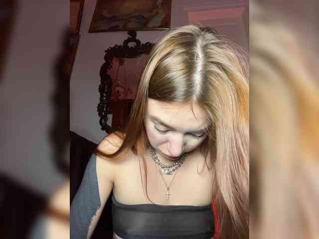 Lina69Femdom webcam