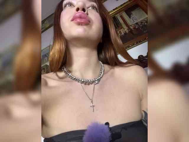 Lina69Femdom webcam