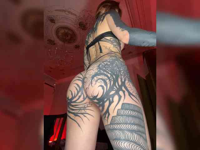 Lina69Femdom webcam