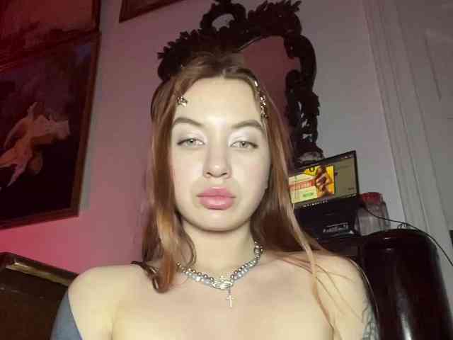 Lina69Femdom webcam