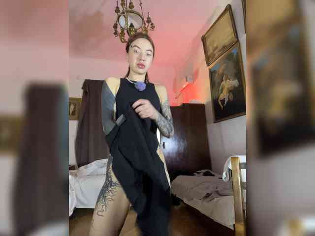 Lina69Femdom webcam