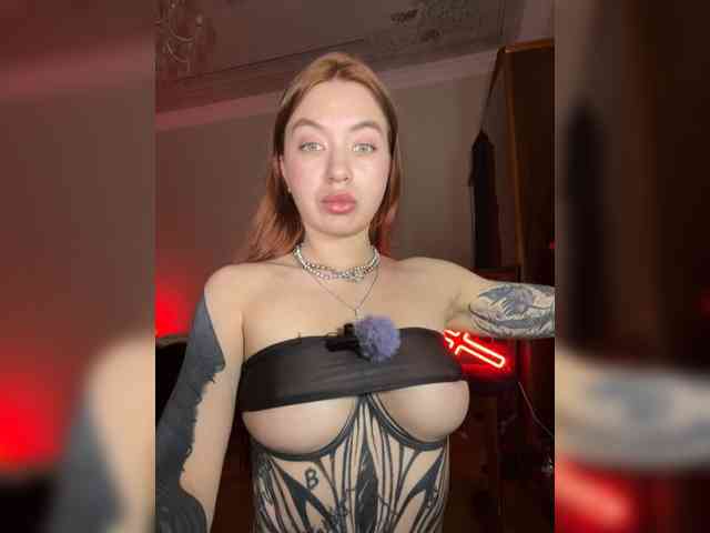 Lina69Femdom webcam