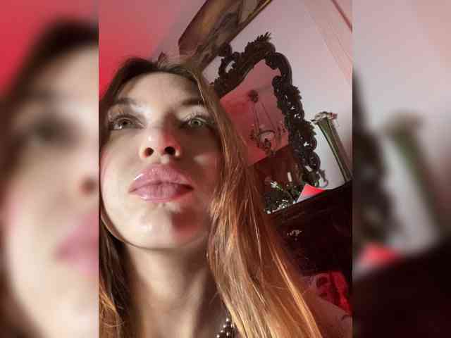 Lina69Femdom webcam
