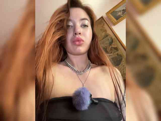 Lina69Femdom webcam