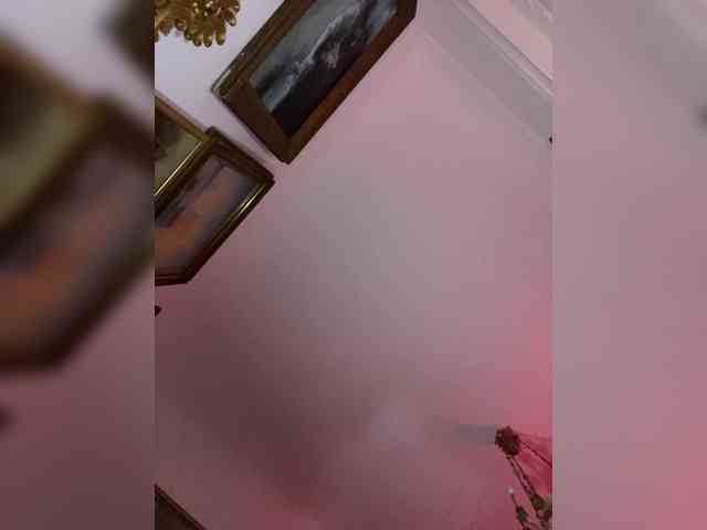 Lina69Femdom webcam