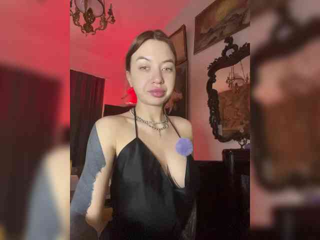 Lina69Femdom webcam