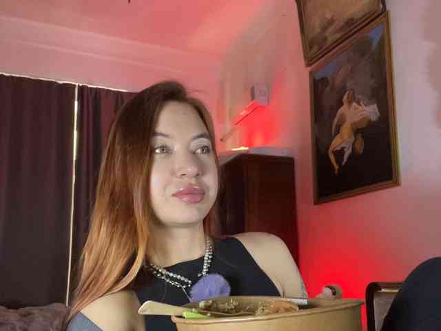 Lina69Femdom webcam