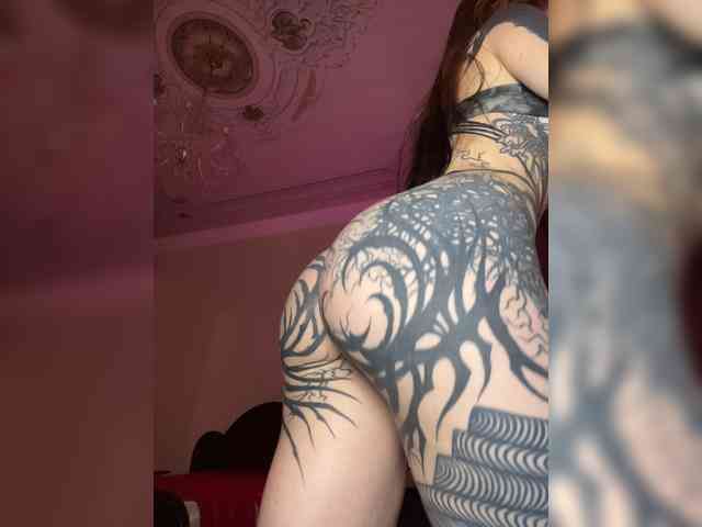 Lina69Femdom webcam