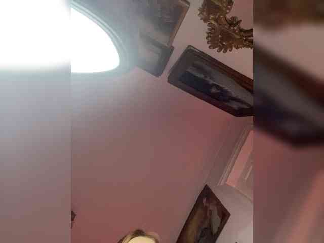 Lina69Femdom webcam