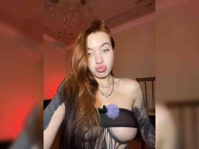 Lina69Femdom webcam