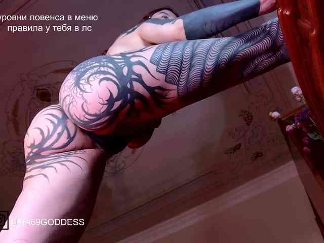 lina69femdom's live room